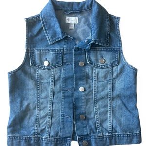 The Children’s Place Light Wash Denim Button Up Vest L (10/12)
